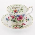 Mini Tazzine da caffè Flower Of The Month di Royal Albert