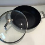 Casseruola bassa con coperchio di Valira