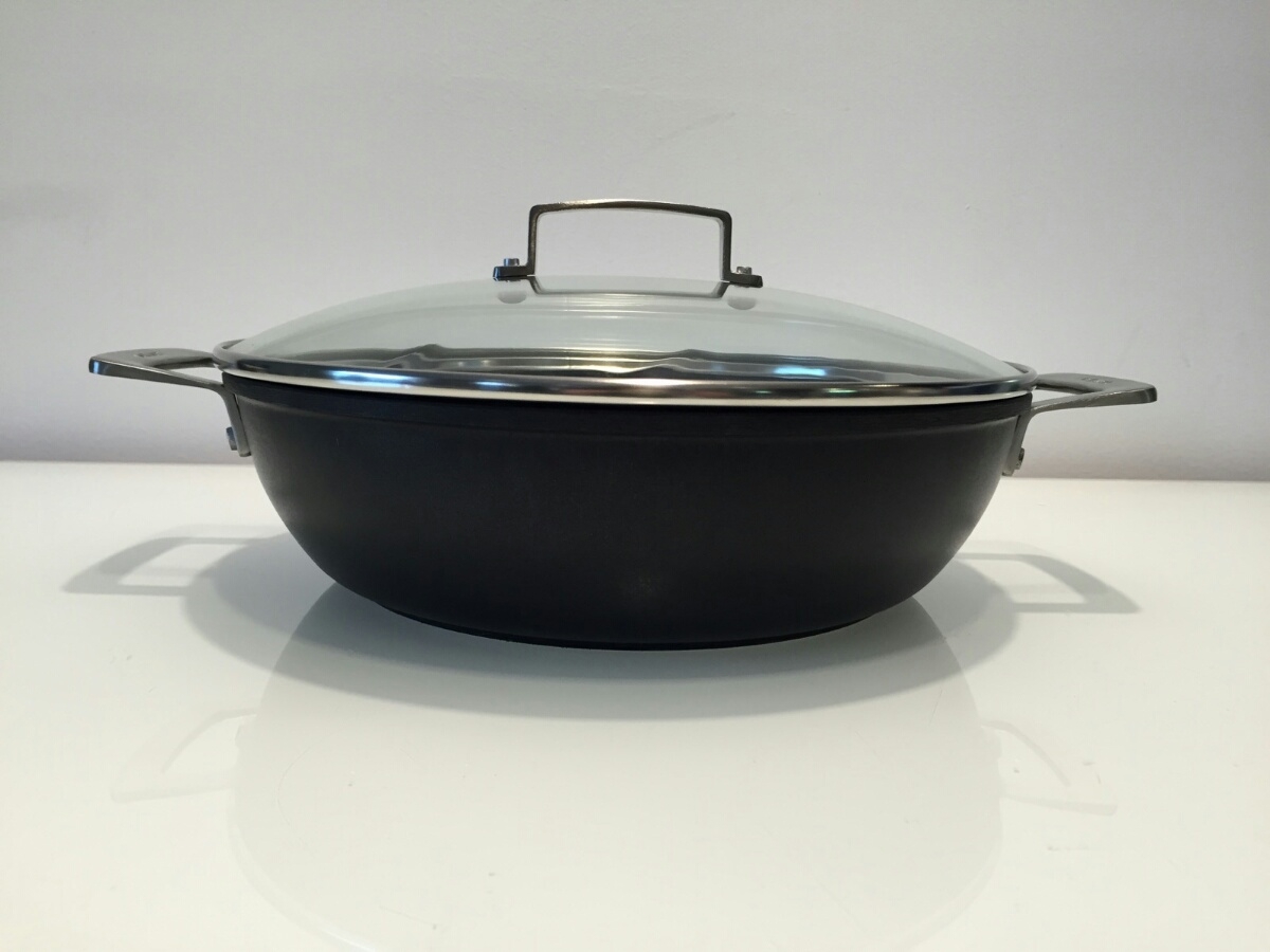 Casseruola bassa con coperchio di Valira