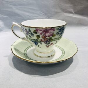 PREZZO SPECIALE: Set 6 Tazze da the con piattino Linea Hartington Royal Albert