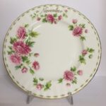 Piattino Frutta Flower Of The Month di Royal Albert