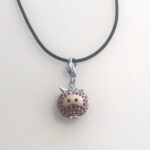Collana Charm Tomato Swarovski con cordoncino