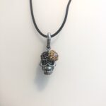 Collana Charm Flower Skull Swarovski con cordoncino