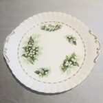 Piatto dolce con manici Flower of The Month Royal Albert