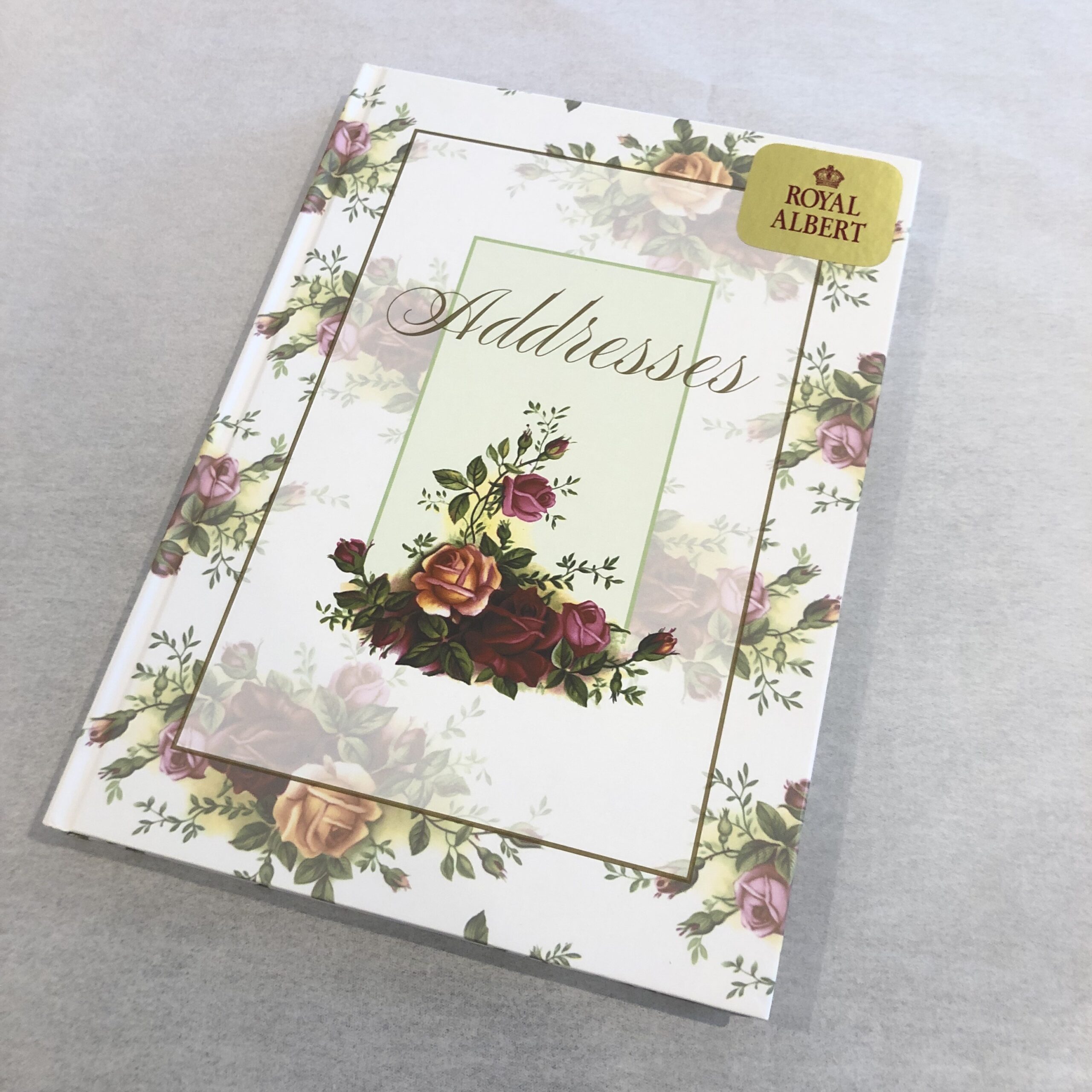 Rubrica Old Country Roses Royal Albert