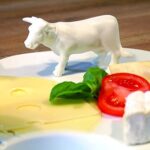 Piatto da portata Mucca - Poesie in Tavola Raeder